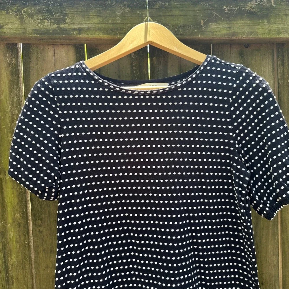 LOFT Navy Blue White Polka Dot‎ Textured Jacquard Short Sleeve Sz Small Nautical